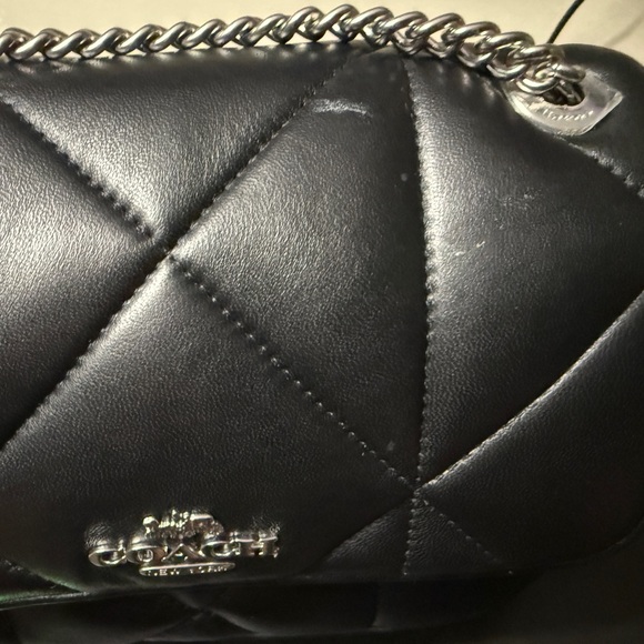 Quilted crossbody bag - Picture 2 of 4